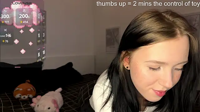 KayaNorth online show from April 4, 7:11 pm