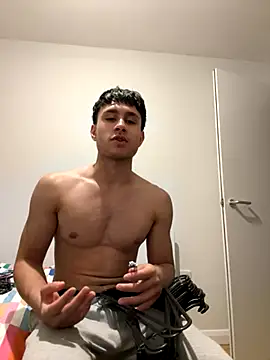 Snapshot of adgymwear1 chatting on October 25, 8:58 pm adgymwear1 online show from October 25, 8:58 pm