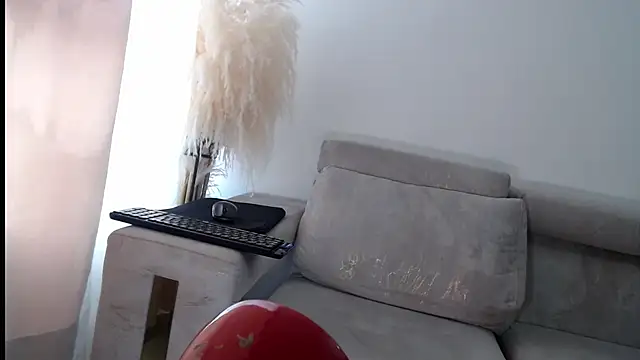 Snapshot of Adrew_fox chatting on October 9, 2:37 pm Adrew fox online show from October 9, 2:37 pm