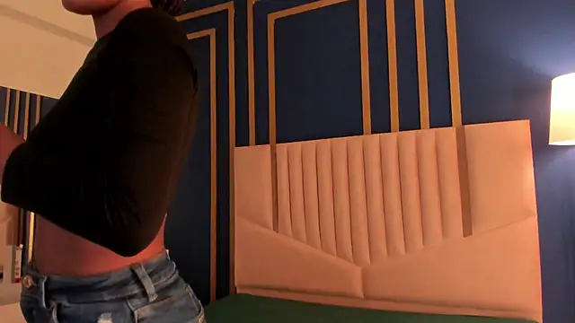 AmaraFierce online show from January 13, 7:41 pm