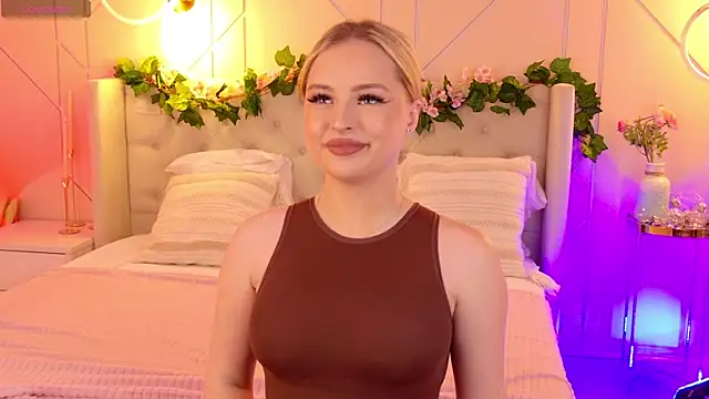 EllyLinn online show from March 23, 5:06 pm