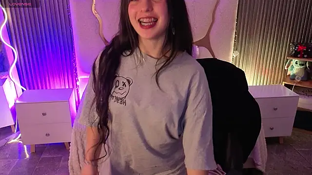 Ixchel tay online show from March 23, 3:32 am