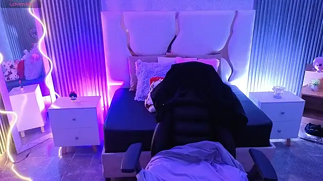 Ixchel tay online show from April 15, 3:24 am