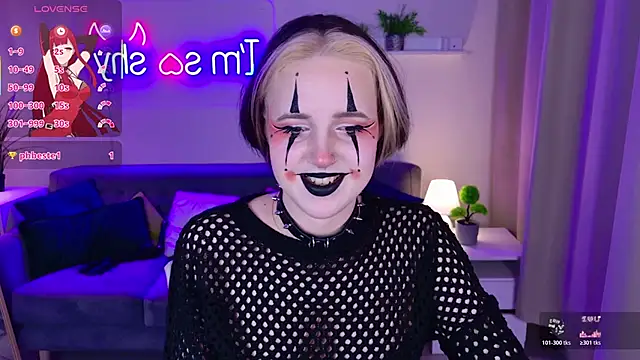 luna son online show from December 21, 9:22 pm