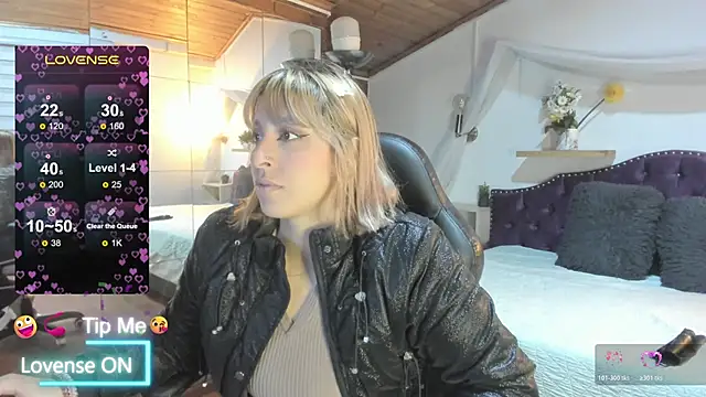 sophialyh 1 online show from February 23, 12:35 pm