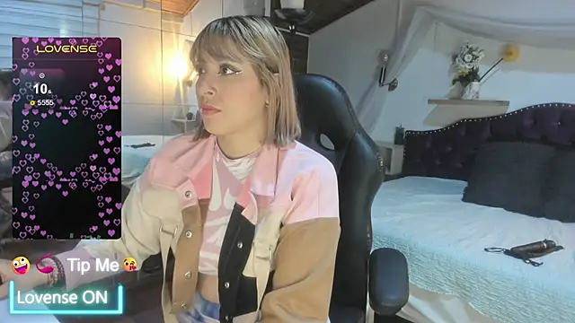 sophialyh 1 online show from February 25, 12:37 pm