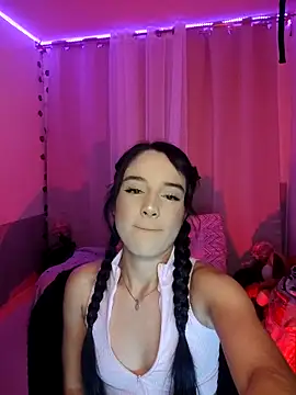 tamara vald online show from October 16, 4:35 am