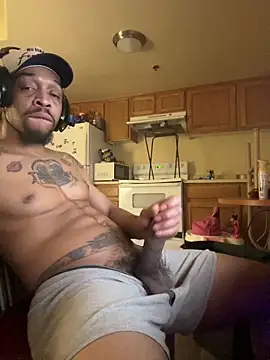 thefreakscomeoutatnight online show from March 10, 9:58 am