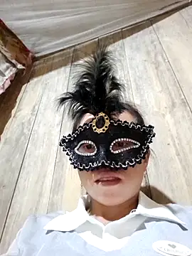 Tuyet xx online show from October 2, 9:44 pm