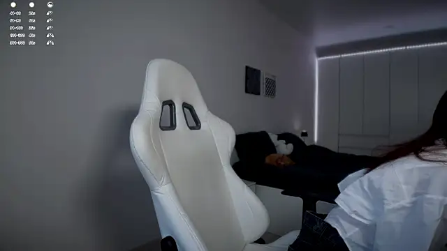 monnymoon online show from November 13, 7:51 am