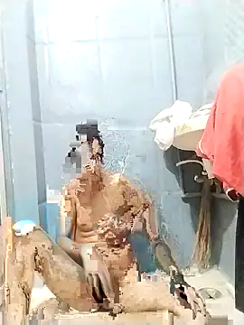 Snapshot of sexybobby13 chatting on November 5, 8:58 am sexybobby13 online show from November 5, 8:58 am