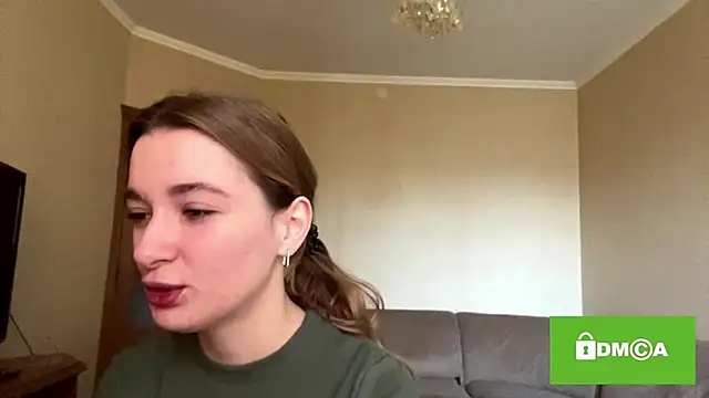 CoraJamerson online show from October 4, 9:18 am