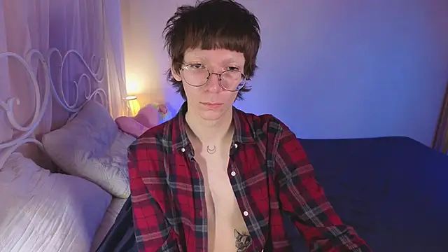 TommieHi online show from October 12, 3:44 pm