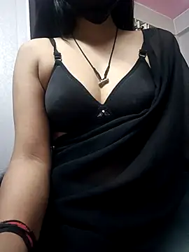 Snapshot of Tanya-905 chatting on February 17, 6:03 pm Tanya-905 online show from February 17, 6:03 pm