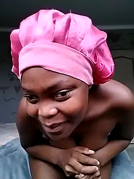 SexyValentinaXX online show from October 18, 4:37 am