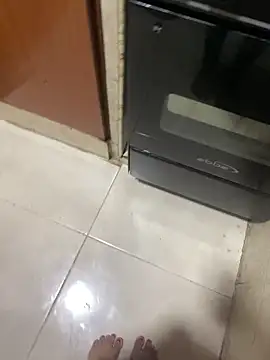 Snapshot of miluwatson chatting on November 4, 11:37 pm miluwatson online show from November 4, 11:37 pm