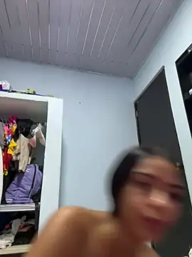 miluwatson online show from February 23, 11:24 pm