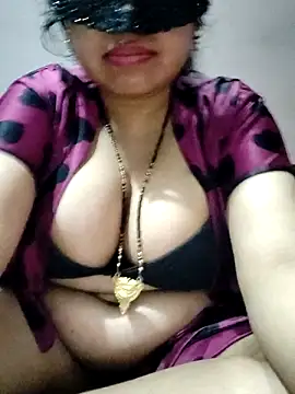 Hot  bhabhi 99 online show from November 14, 5:00 pm