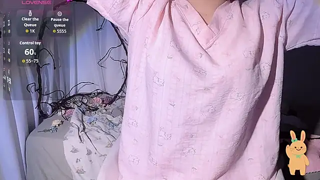 Beebeo00 online show from October 5, 4:33 am