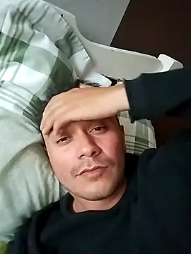 Snapshot of Ricuss9 chatting on October 11, 10:30 pm Ricuss9 online show from October 11, 10:30 pm