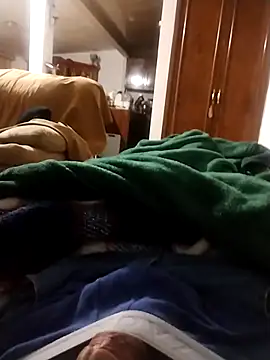 Snapshot of Ricuss9 chatting on November 13, 8:13 am Ricuss9 online show from November 13, 8:13 am