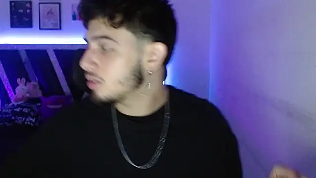 Snapshot of Sebasxxl12 chatting on October 13, 3:56 pm Sebasxxl12 online show from October 13, 3:56 pm