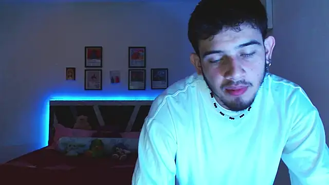 Sebasxxl12 online show from March 27, 1:44 am