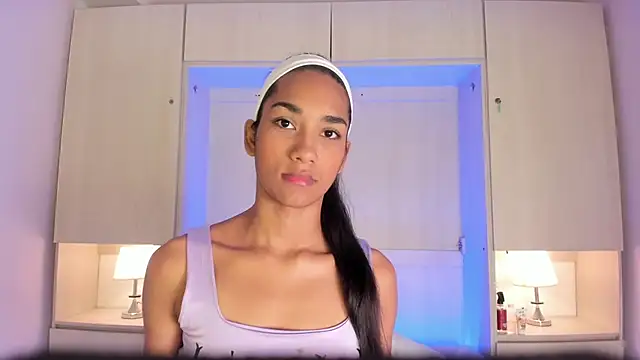 AnahiCollins online show from January 19, 11:36 am