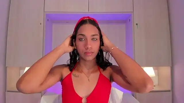 Snapshot of AnahiCollins chatting on July 16, 12:11 pm AnahiCollins online show from July 16, 12:11 pm