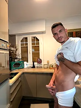 Snapshot of WildFlame2525 chatting on October 11, 3:21 pm WildFlame2525 online show from October 11, 3:21 pm