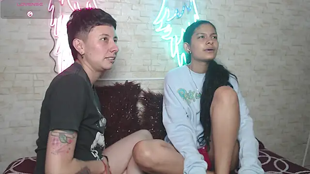 Gaby and Mei online show from October 1, 4:51 am