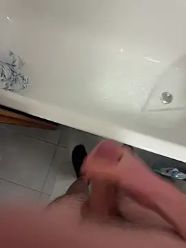 davidoso6271 online show from January 8, 11:40 pm