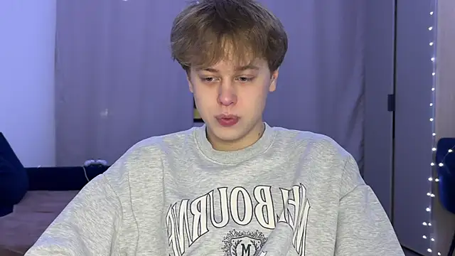  bee boy  online show from November 24, 3:12 pm