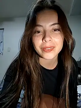 EmmaValencia  online show from November 5, 4:34 am