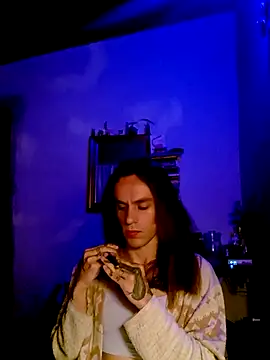 Snapshot of monroedelrey chatting on January 9, 7:33 am monroedelrey online show from January 9, 7:33 am