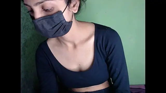 sexy yuvi online show from October 24, 6:59 pm