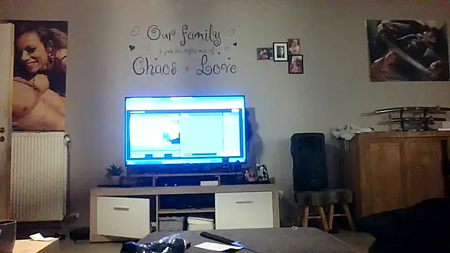 Snapshot of NIXMAX chatting on October 5, 4:33 am NIXMAX online show from October 5, 4:33 am