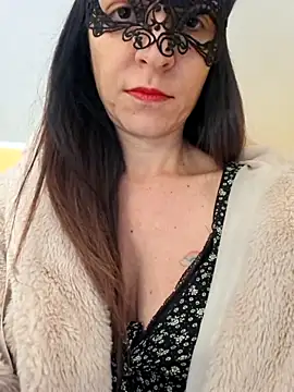 SonoSoloTua online show from November 25, 9:42 am