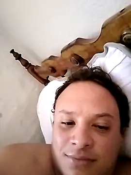 Snapshot of ricardaoandre_ chatting on September 28, 3:17 pm ricardaoandre online show from September 28, 3:17 pm