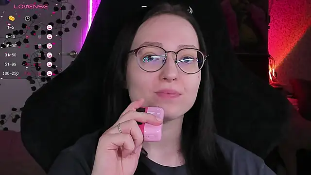 Snapshot of power_robynn chatting on February 12, 4:13 pm power robynn online show from February 12, 4:13 pm