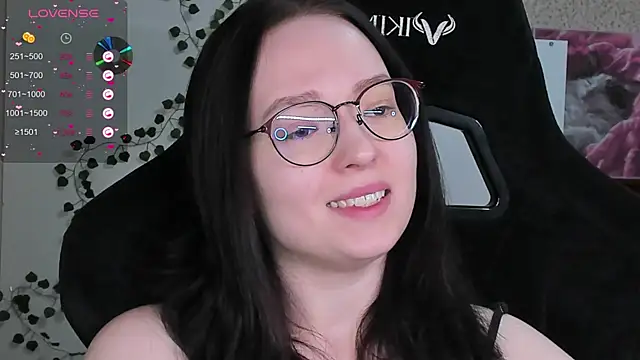 Snapshot of power_robynn chatting on March 1, 2:30 pm power robynn online show from March 1, 2:30 pm