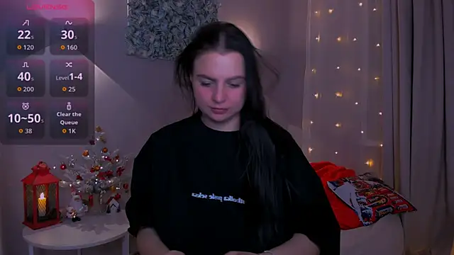 Snapshot of Meganberrybb chatting on December 18, 7:53 pm Meganberrybb online show from December 18, 7:53 pm