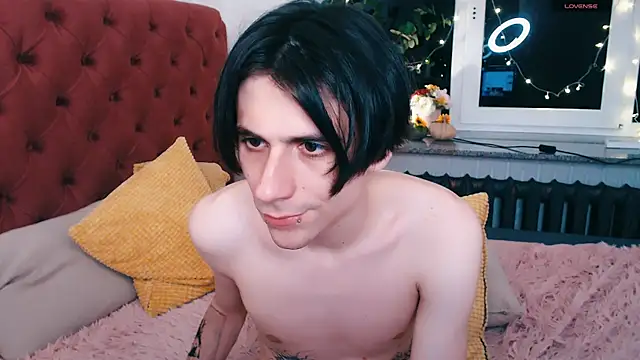 Ellis Rin online show from November 24, 7:02 pm