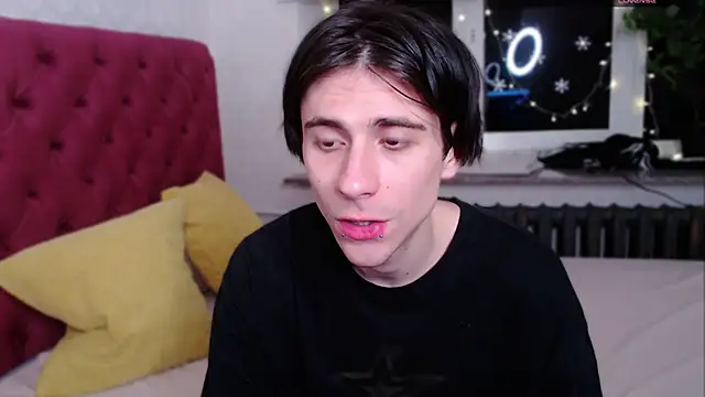 Ellis Rin online show from December 3, 7:56 pm