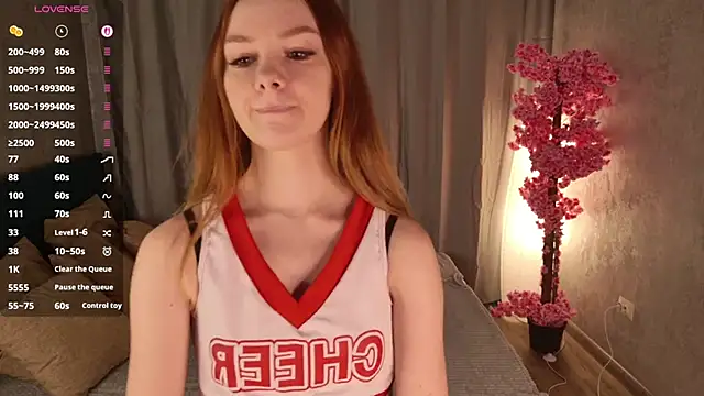 Amanda Cherry online show from October 15, 2:06 pm