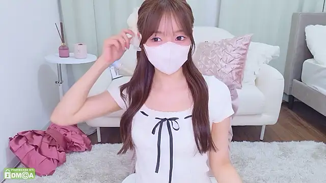 Seira  nn online show from May 22, 1:28 pm