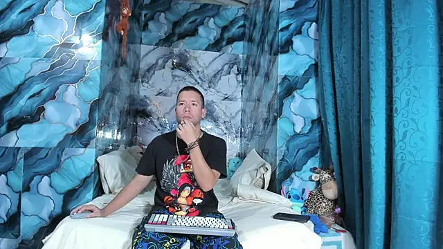 celesteyorucso1 online show from October 21, 11:16 pm