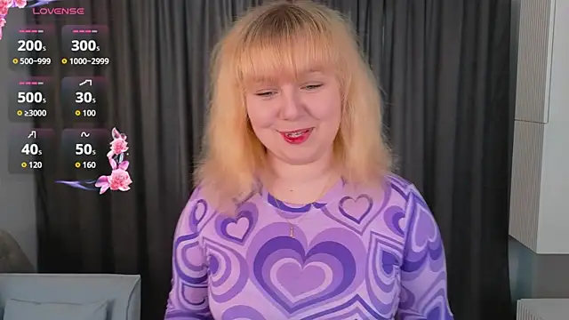 Sharon Riley  online show from October 6, 2:03 pm