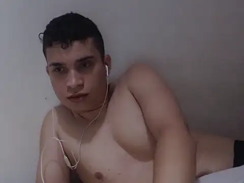 Alexhot2026 online show from October 2, 1:07 pm