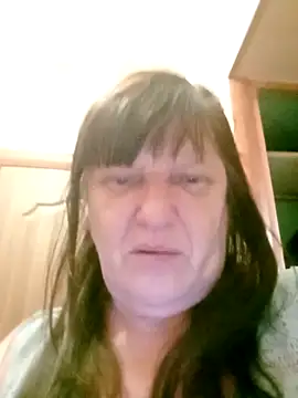 Apeesynka55211 online show from November 19, 4:23 am